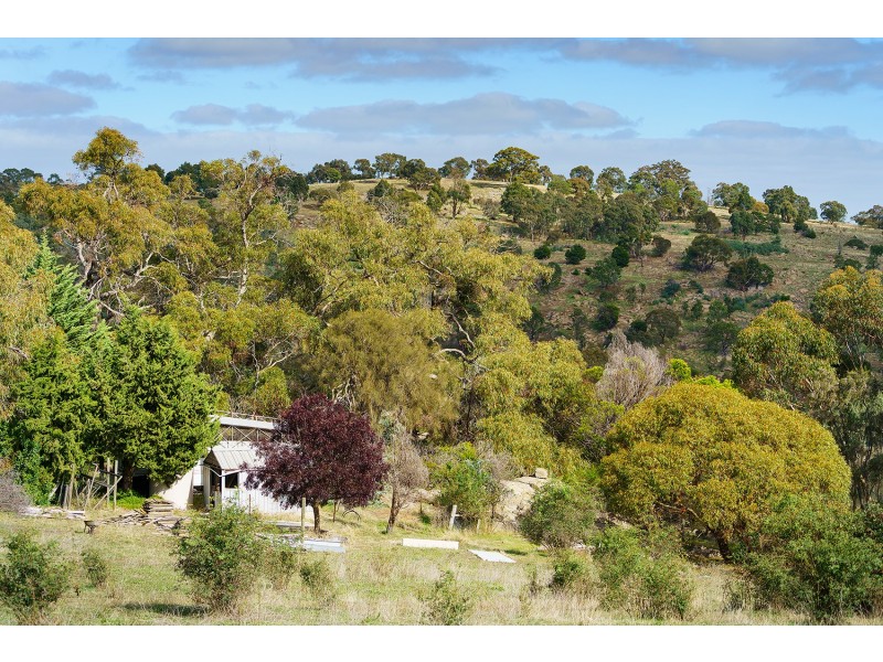 296 Ford Road, Harcourt North VIC 3453