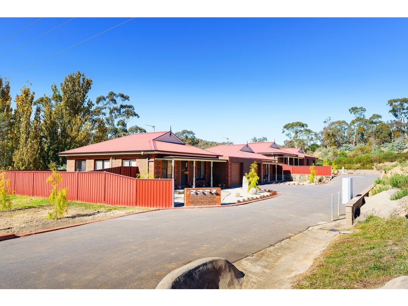 1/54 Etty Street, Castlemaine VIC 3450