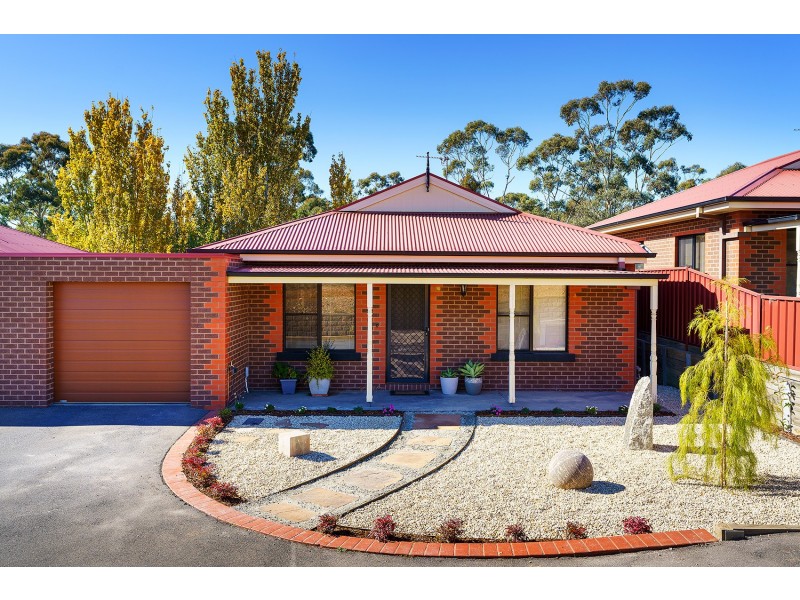 1/54 Etty Street, Castlemaine VIC 3450