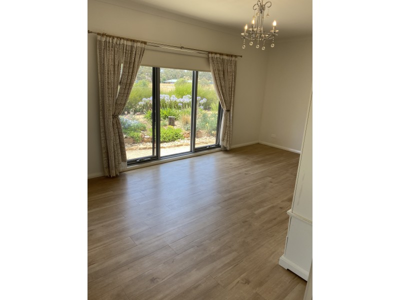 128 Blanket Gully Road, Campbells Creek VIC 3451