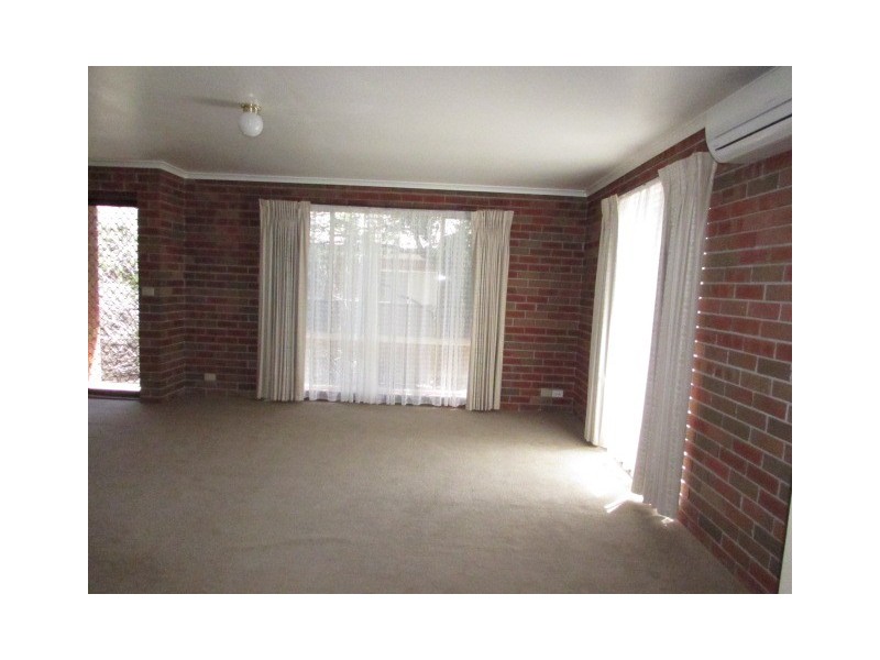 4/37 Maldon Road, Castlemaine VIC 3450