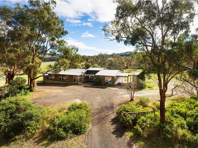 9 Faraday School Road, Faraday VIC 3451