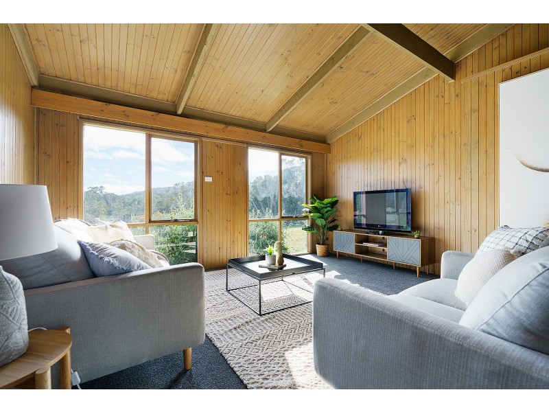 9 Faraday School Road, Faraday VIC 3451