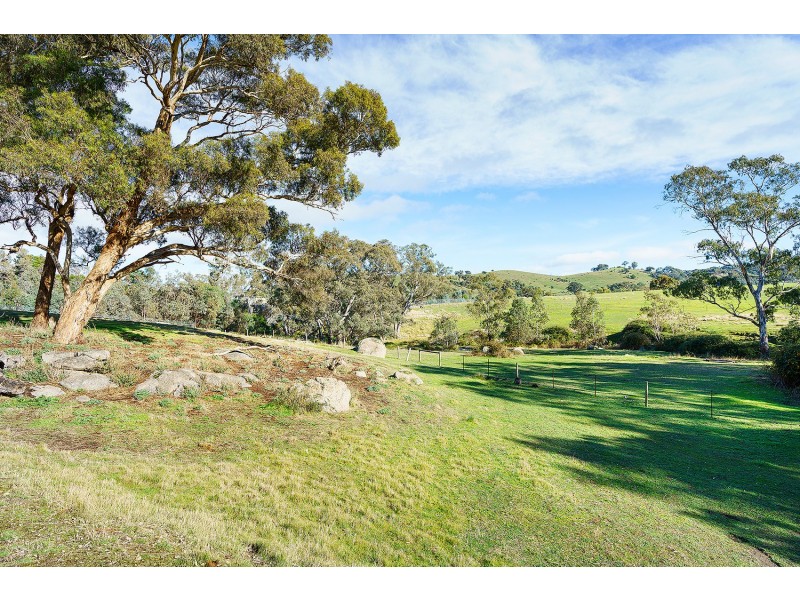 9 Faraday School Road, Faraday VIC 3451