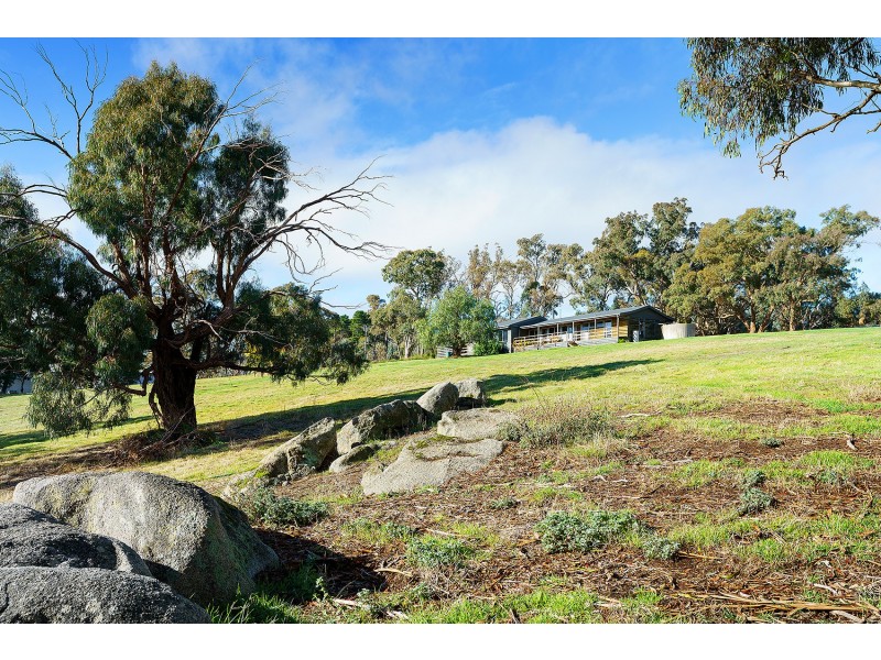9 Faraday School Road, Faraday VIC 3451