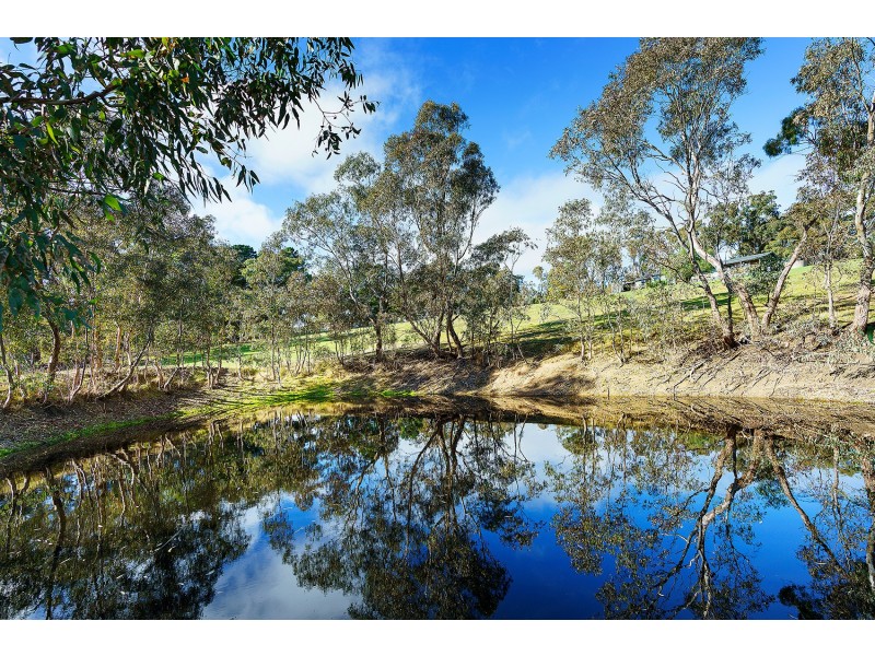 9 Faraday School Road, Faraday VIC 3451