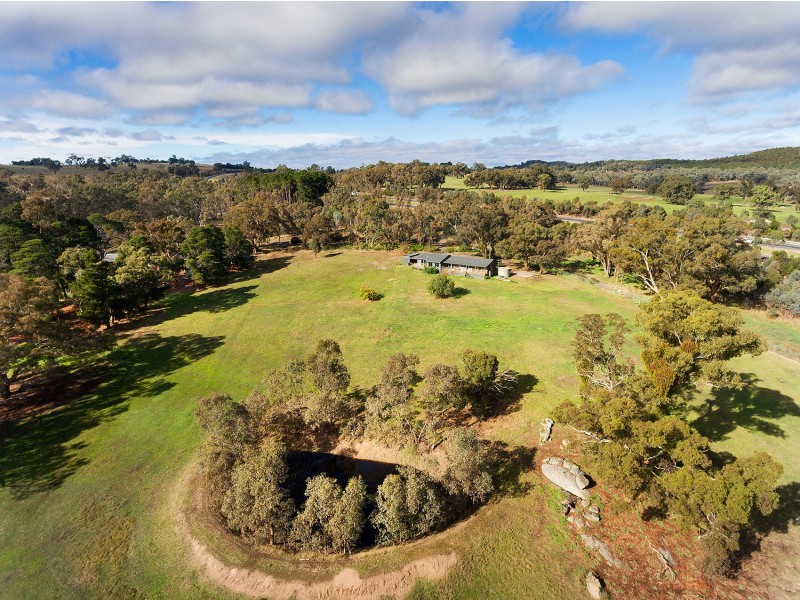 9 Faraday School Road, Faraday VIC 3451