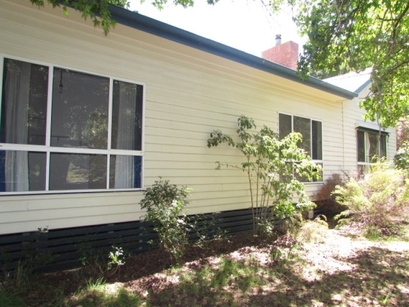 22 Main Road, Campbells Creek VIC 3451