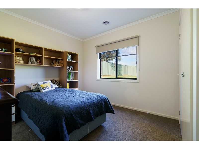 1 Tackane Court, Campbells Creek VIC 3451