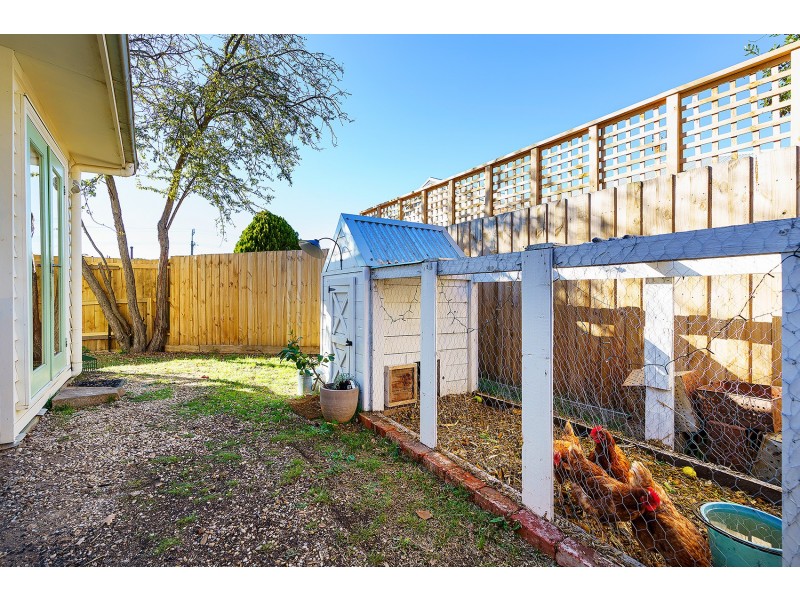 198 Hargraves Street, Castlemaine VIC 3450