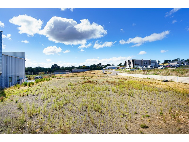 1/13 Fitzgeralds Close, Castlemaine VIC 3450