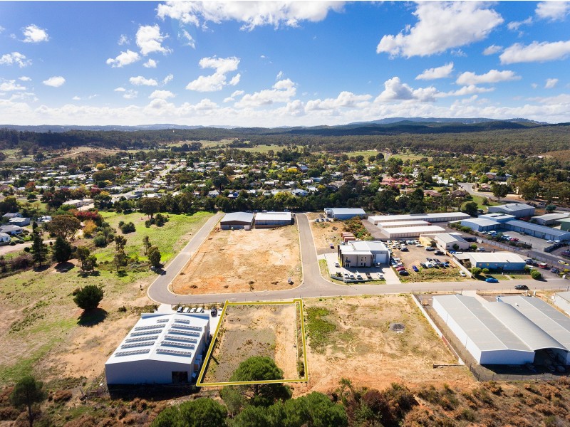 1/13 Fitzgeralds Close, Castlemaine VIC 3450