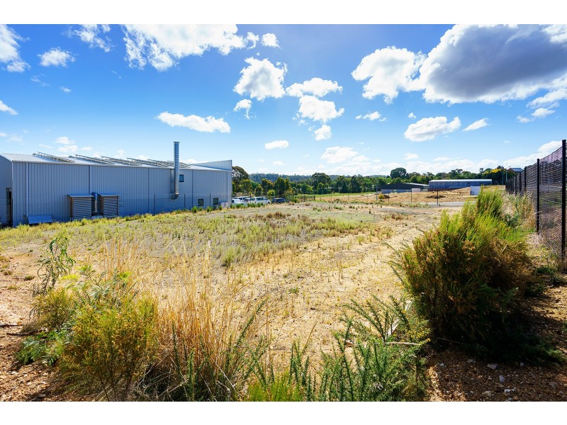 1/13 Fitzgeralds Close, Castlemaine VIC 3450