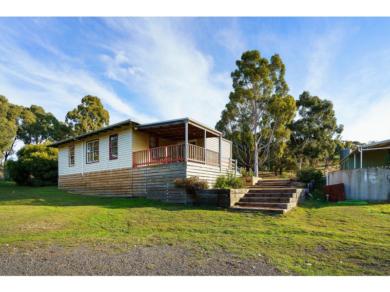 23 Saunders Court, Elphinstone VIC 3448