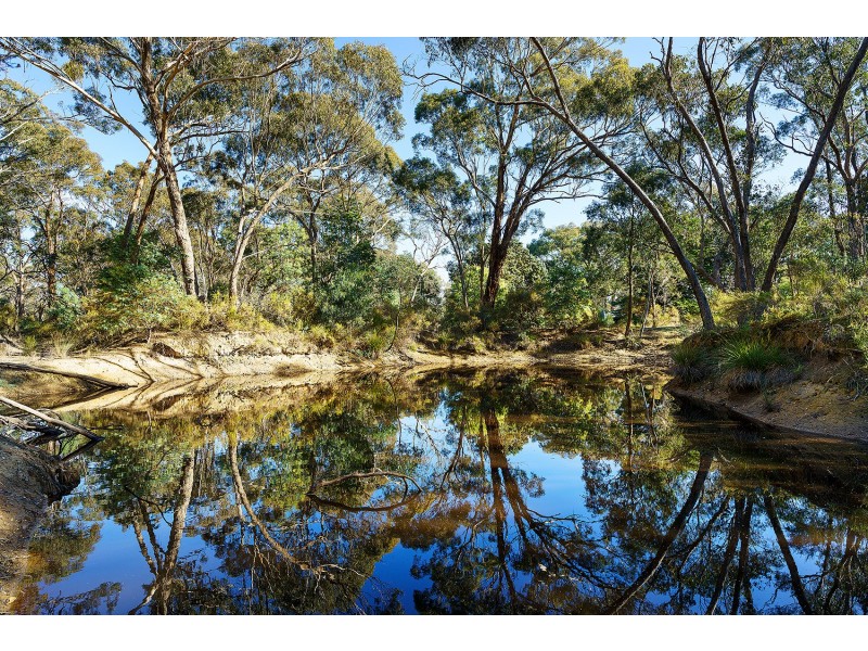 192 Peelers Road, Barkers Creek VIC 3451