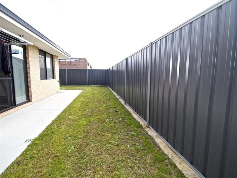 3 Rowntree Loop, Landsdale WA 6065