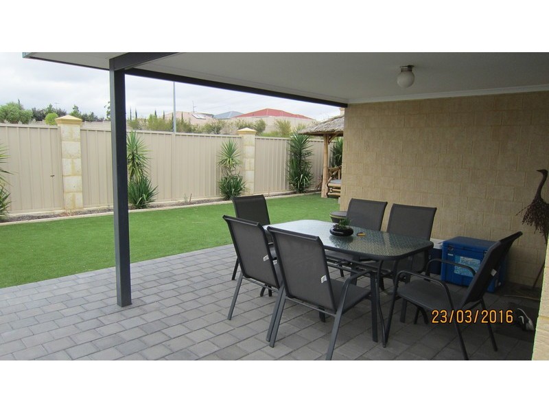 73 Bolton Way, Darch WA 6065