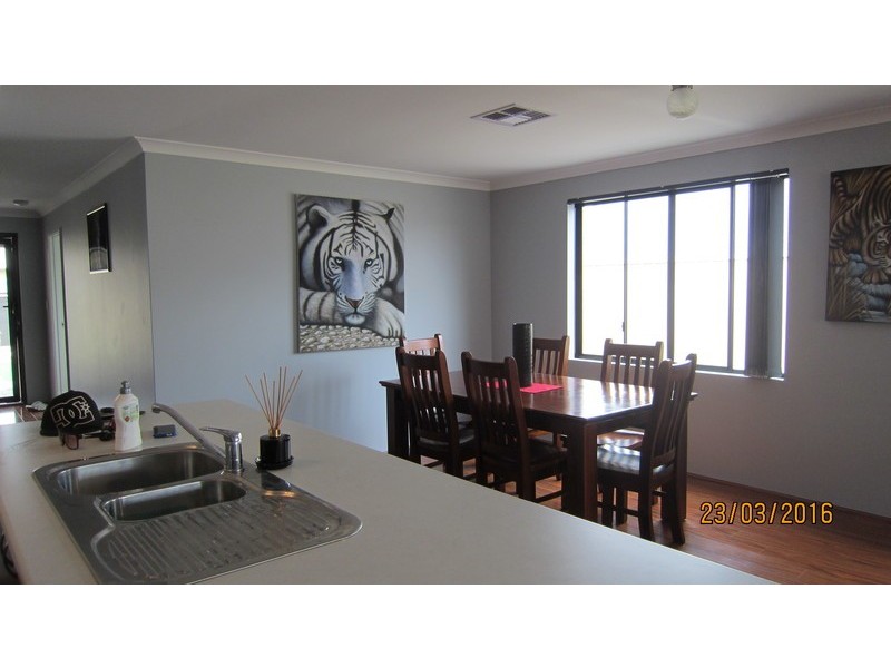 73 Bolton Way, Darch WA 6065