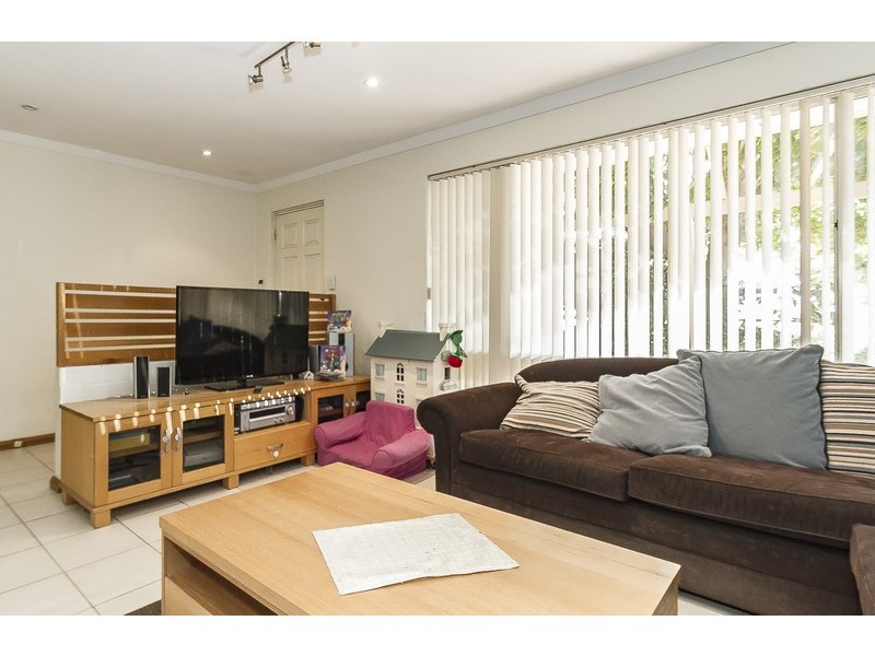 17 Maple Street, Greenwood WA 6024