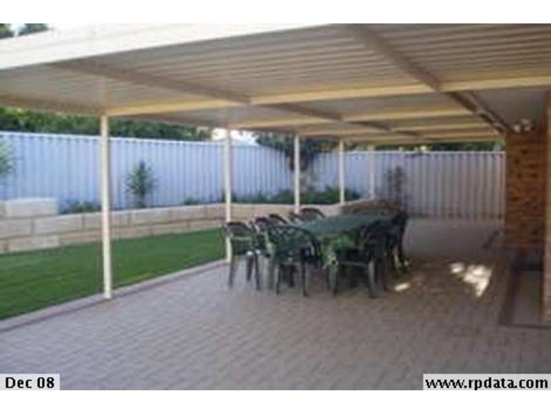 14 Kearney Mews, Marangaroo WA 6064