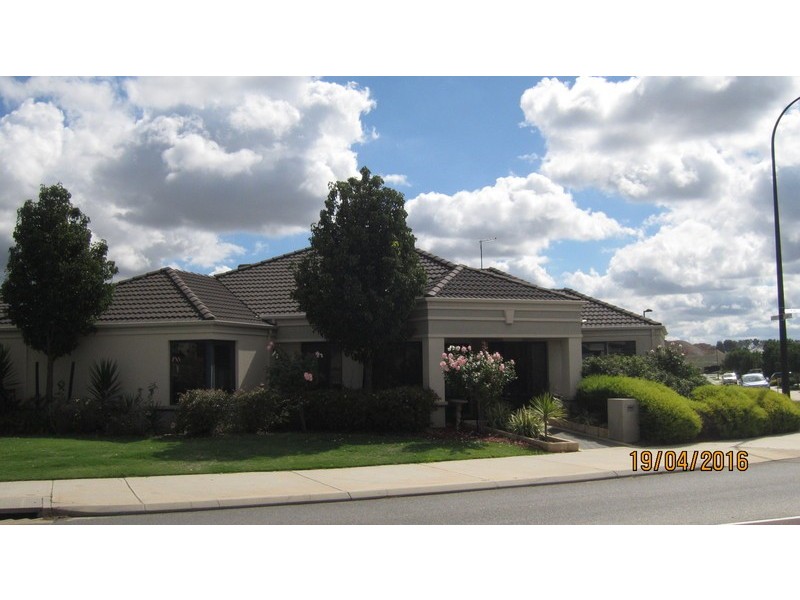 1 Lavender Chase, Darch WA 6065