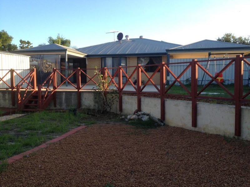 9 Mistletoe, Banksia Grove WA 6031