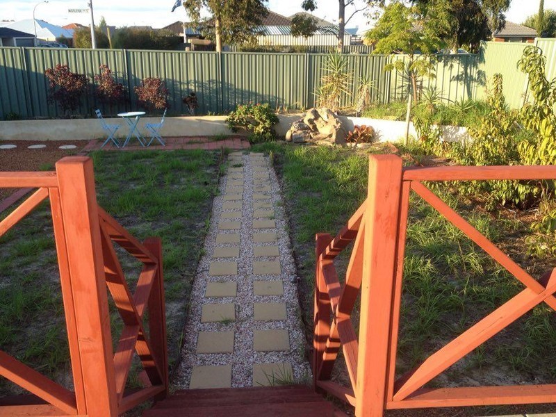 9 Mistletoe, Banksia Grove WA 6031