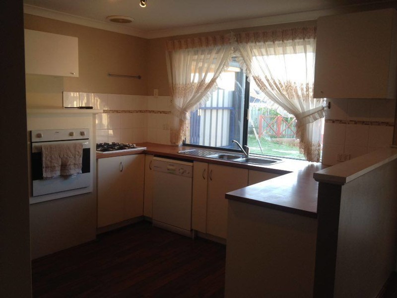 9 Mistletoe, Banksia Grove WA 6031