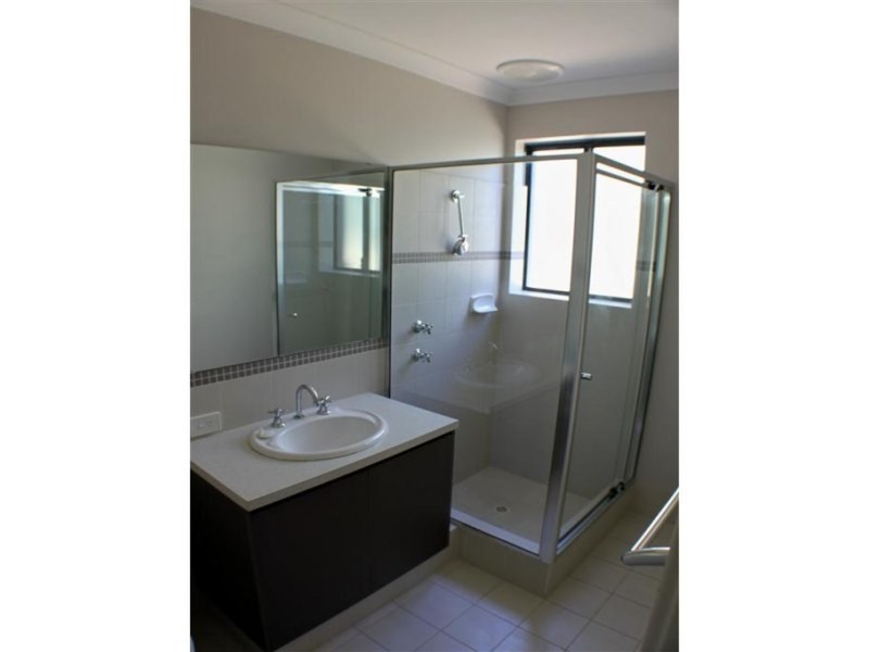 1/47 Denman Gardens, Landsdale WA 6065