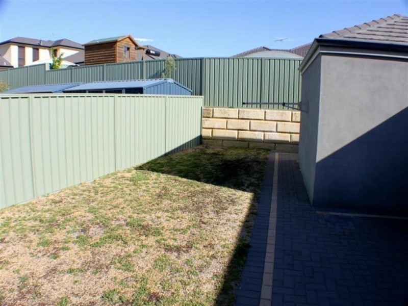 1/47 Denman Gardens, Landsdale WA 6065