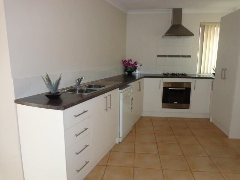 31 Grinstead Way, Balga WA 6061