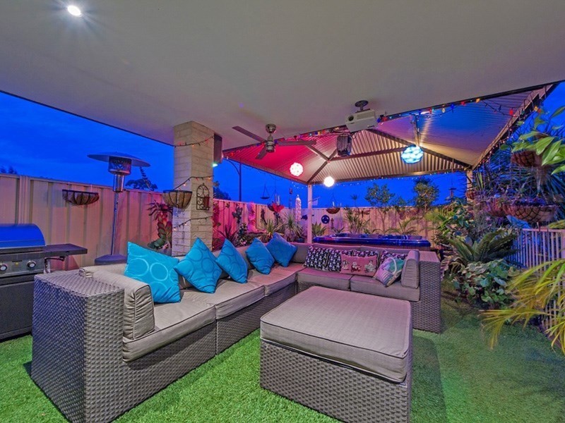 1 Waminda Way, Landsdale WA 6065