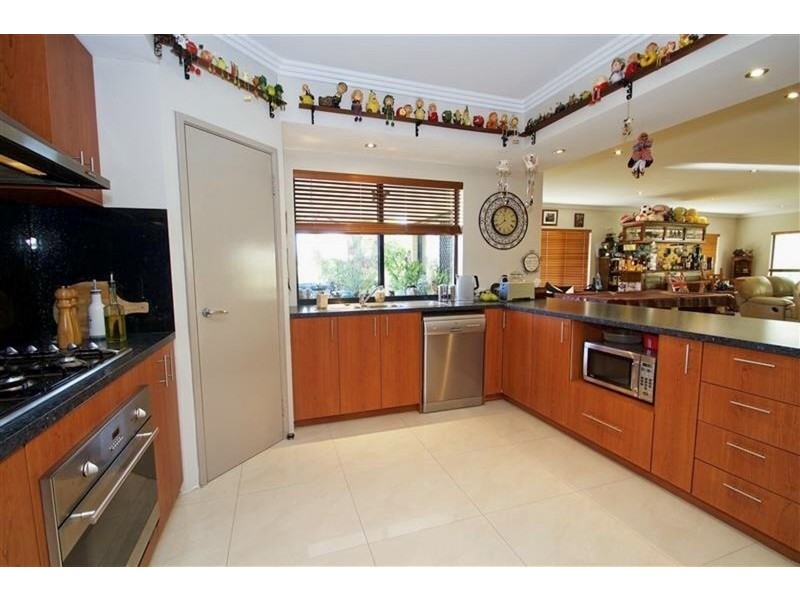 1 Waminda Way, Landsdale WA 6065