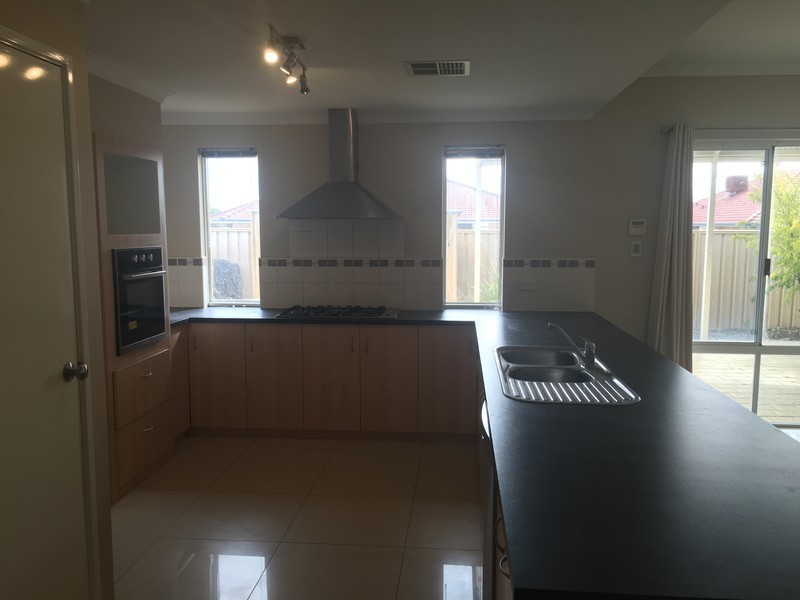 40 Ashdale Road, Darch WA 6065