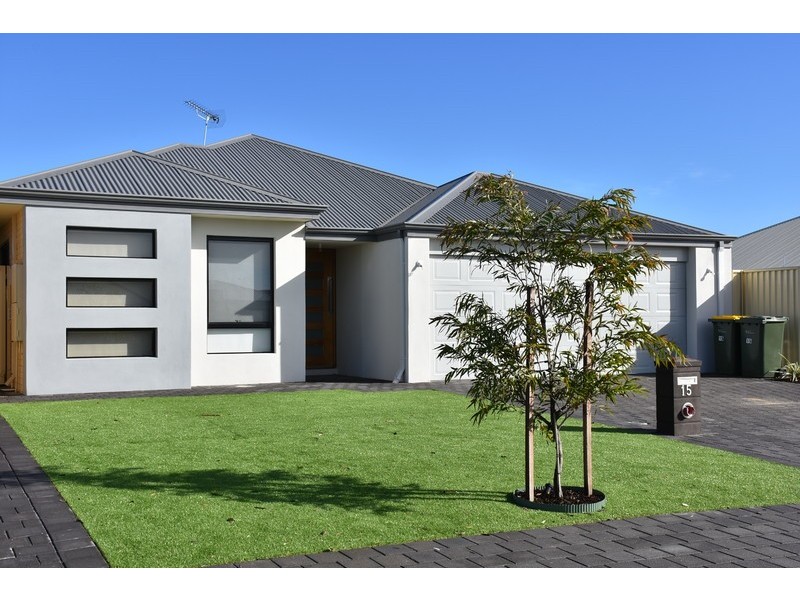15 Hvar Street, Madeley WA 6065