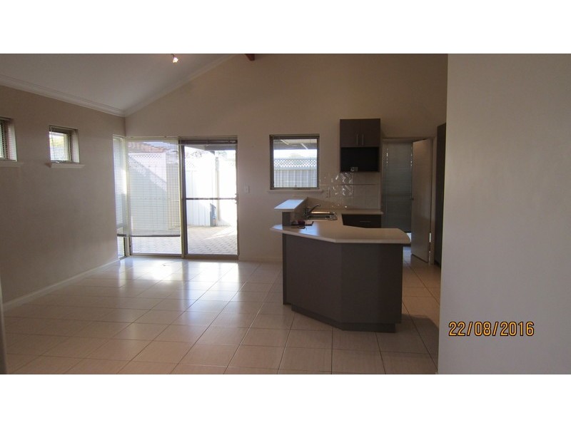 52 James Gilmour Way, Darch WA 6065