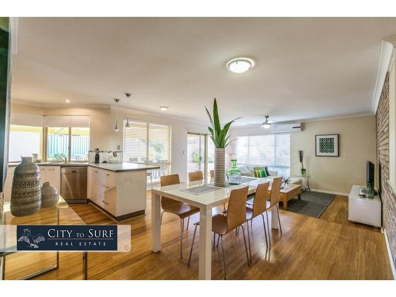 18 Richardson Court, Woodvale WA 6026