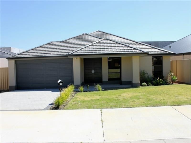12 Eglinton Drive, Darch WA 6065