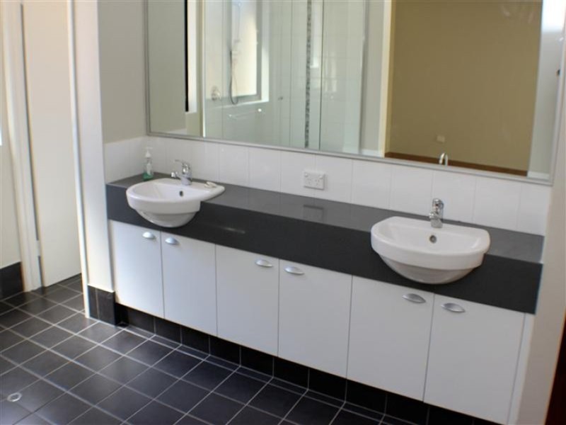 12 Eglinton Drive, Darch WA 6065