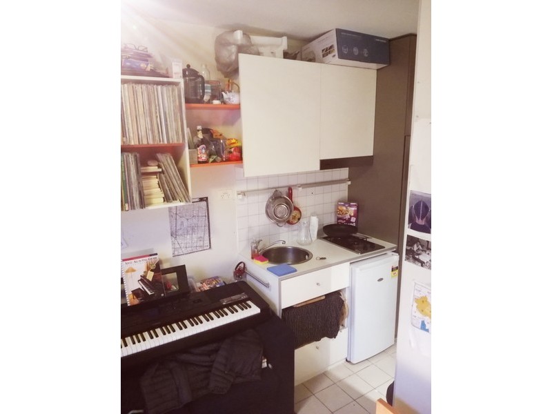 208/9 Earl Street, Carlton VIC 3053