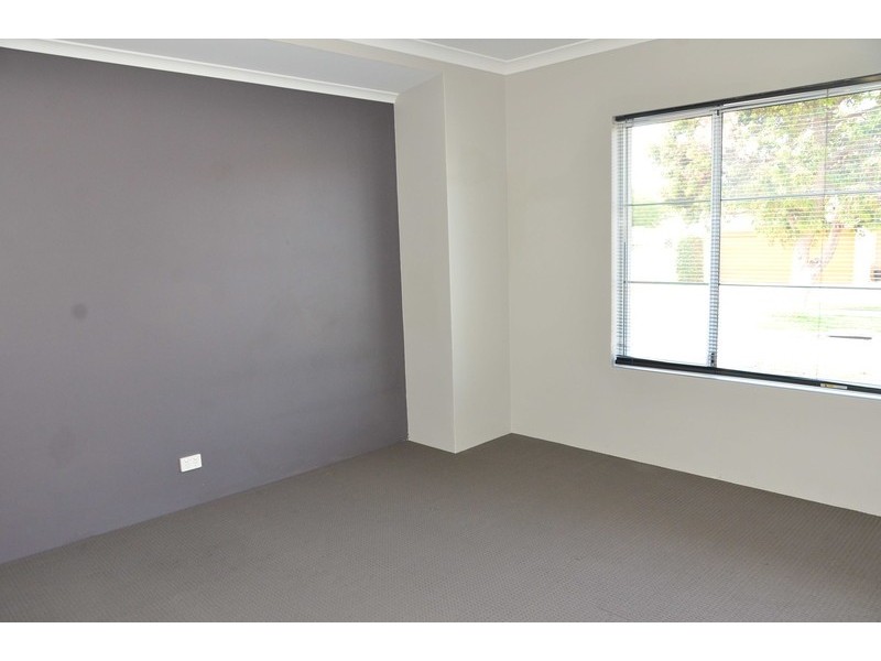 2 Bonnard Crescent, Ashby WA 6065