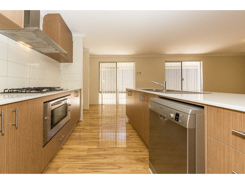 44 Alhambra Parkway, Landsdale WA 6065