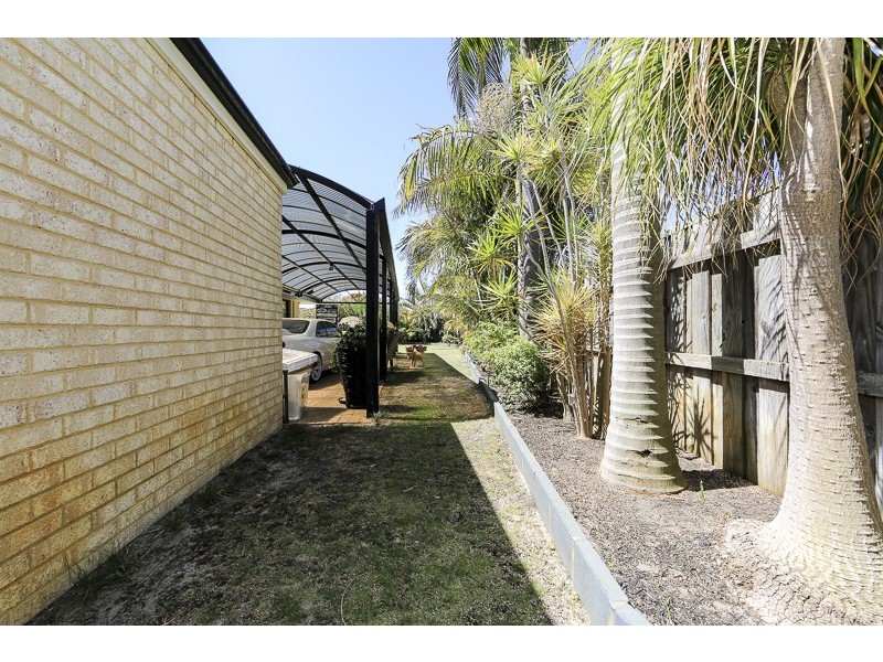 54 Southmead Dve, Landsdale WA 6065