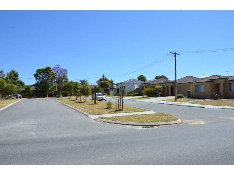 11 BARD Place, Balga WA 6061