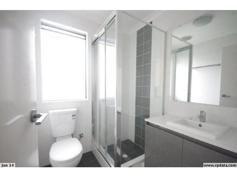 16 Hoypoy Gardens, Darch WA 6065