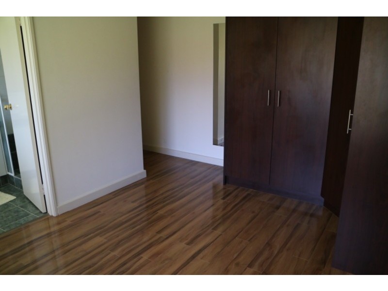 31 Brockwell Pathway, Landsdale WA 6065