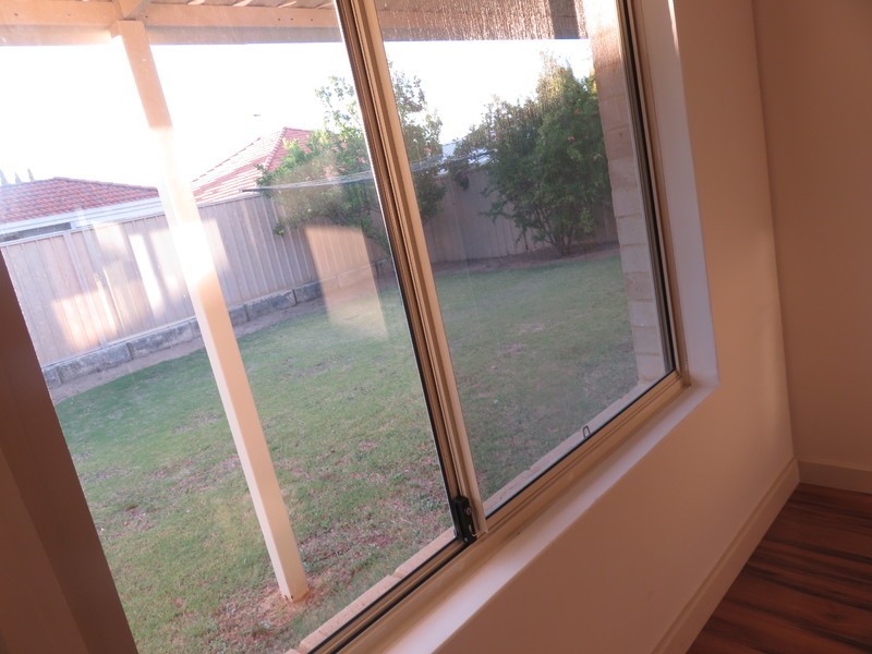 31 Brockwell Pathway, Landsdale WA 6065