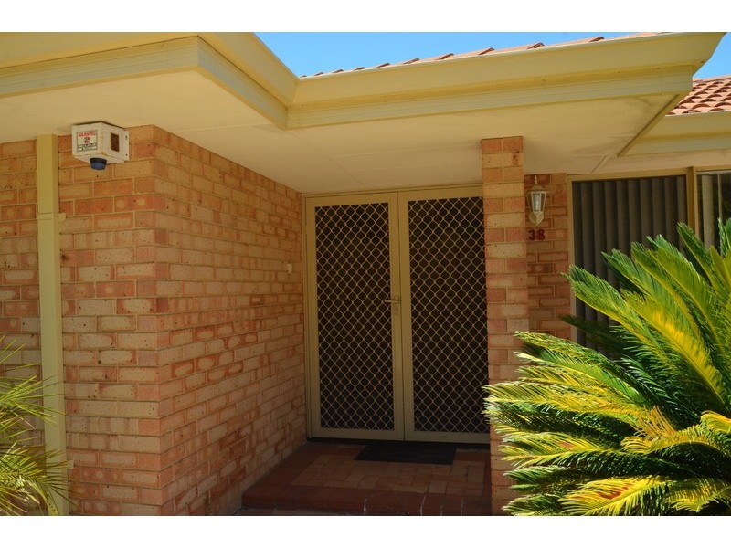 38 GIRALIA Parkway, Ballajura WA 6066