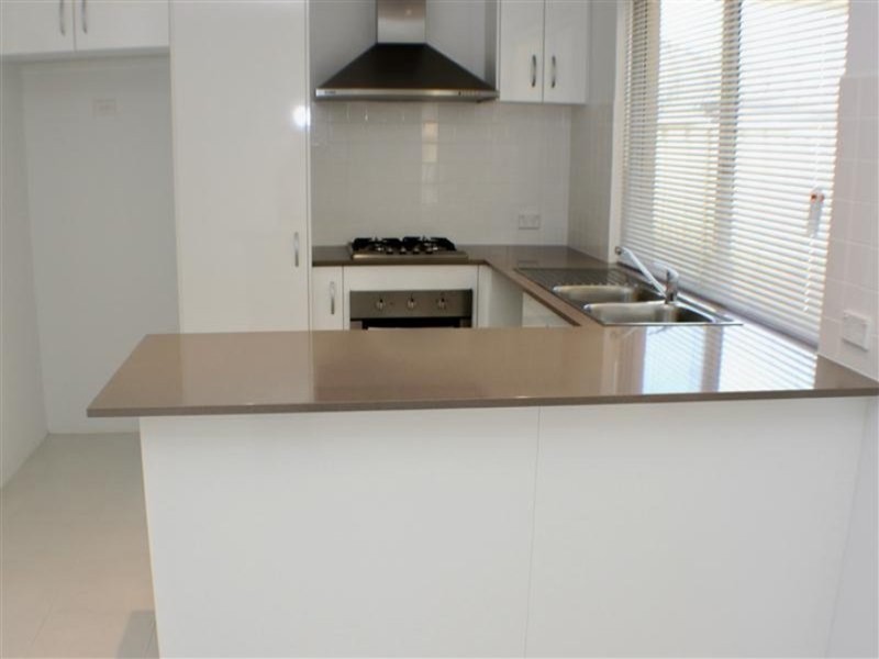 12 Chernoff Loop, Darch WA 6065