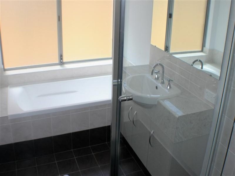 12 Chernoff Loop, Darch WA 6065